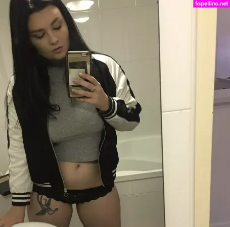 Scarletfayx OnlyFans Thumbnail #4Gp7oZRxHV