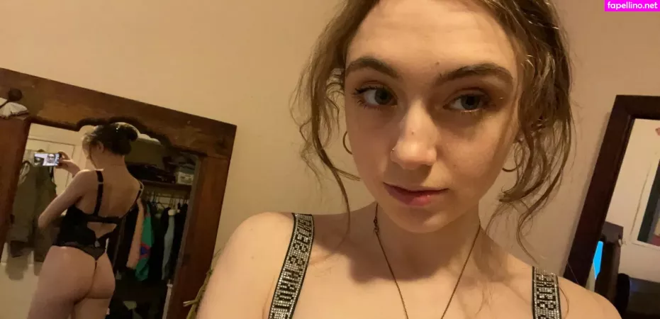 Scarlethartt444 OnlyFans Thumbnail #nagQXxnjiY