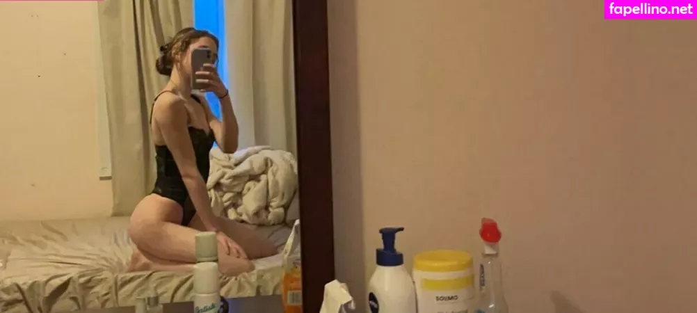 Scarlethartt444 OnlyFans Thumbnail #wm4SIjoDEC