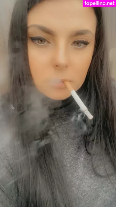 Scarletjames301 OnlyFans Thumbnail #27XTjWDP03