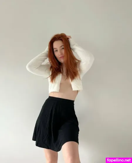 Scarletjust4u OnlyFans Thumbnail #E8aYsetNqy