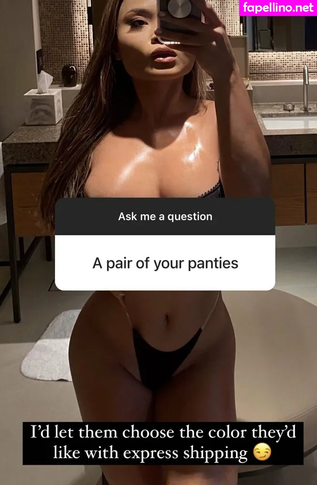 scarletcentrefold, scarletlyone Nude Leaked OnlyFans Photo #K0XHCBXZRw