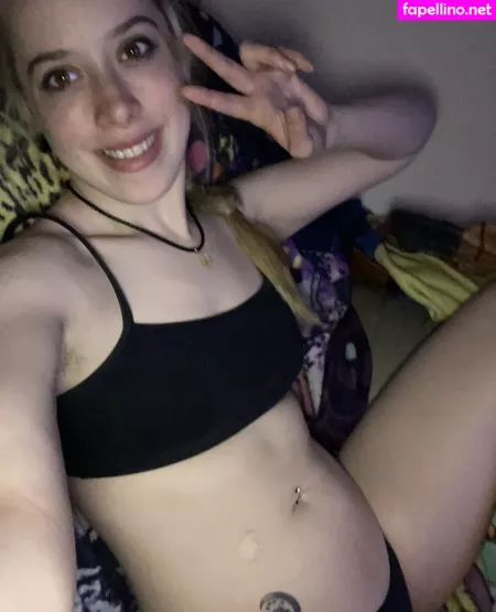 Scarletmoon69 OnlyFans Thumbnail #Xavsbm5aHJ