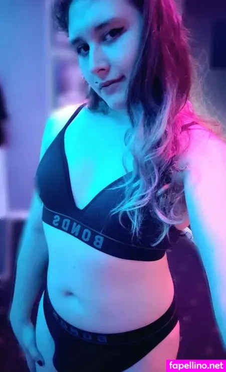 Scarletquartz OnlyFans Thumbnail #h4rDrRgA35