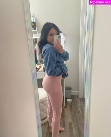 Scarletss Rose OnlyFans Thumbnail #i1OM13XyXJ