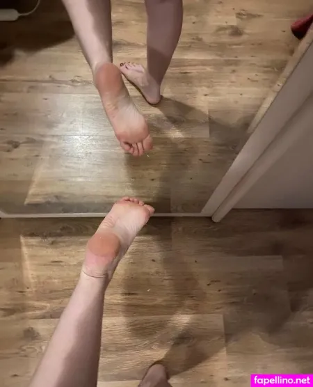 Scarletstootsies OnlyFans Thumbnail #AxsEP3MSCq