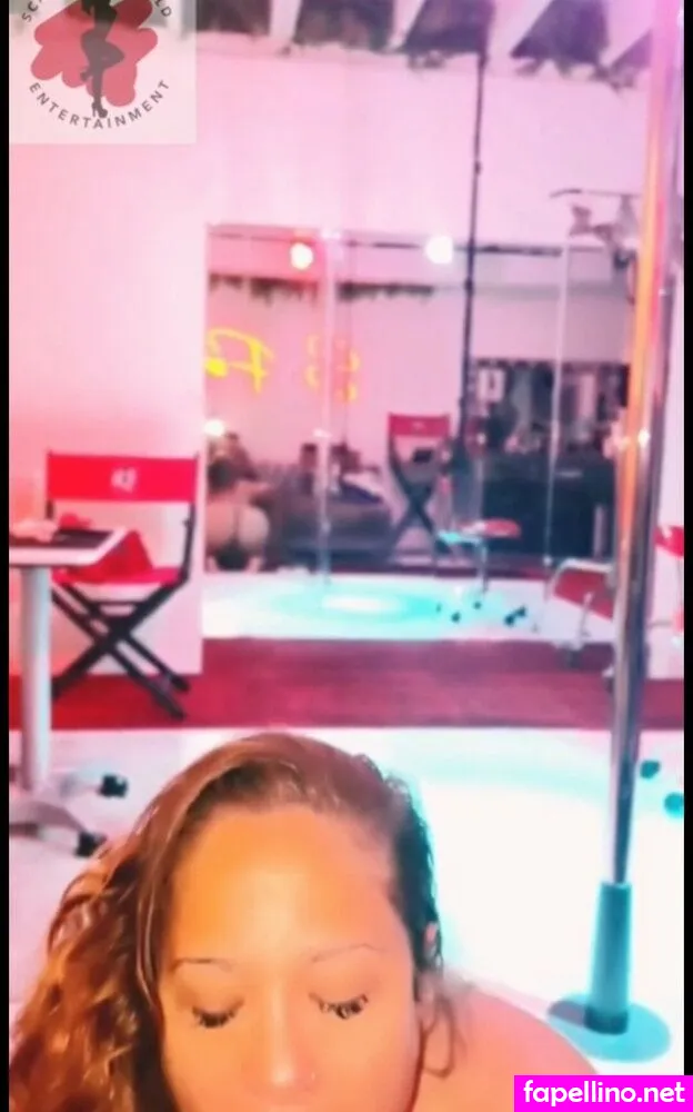 Scarlett Fever, scarlett4real, scarlettcakez, the_scarlett_fever Nude Leaked OnlyFans Photo #scVBzSyRCX