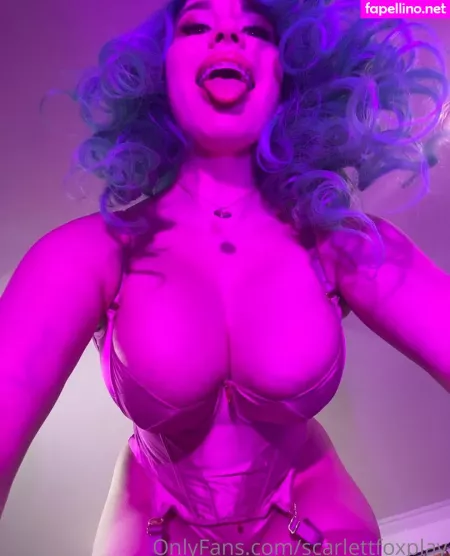Scarlett Fox Play OnlyFans Thumbnail #0XuvtFr08Q
