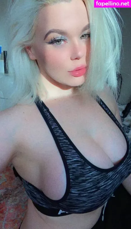 Scarlett Fox Play OnlyFans Thumbnail #d2OzQiPBt6