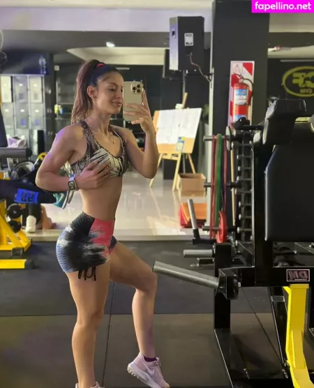 Scarlett Fox OnlyFans Thumbnail #F0uzEMXnSm