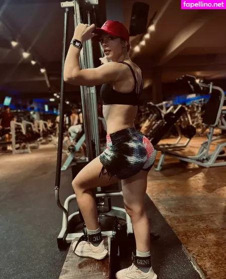 Scarlett Fox OnlyFans Thumbnail #iVM1K32UqX