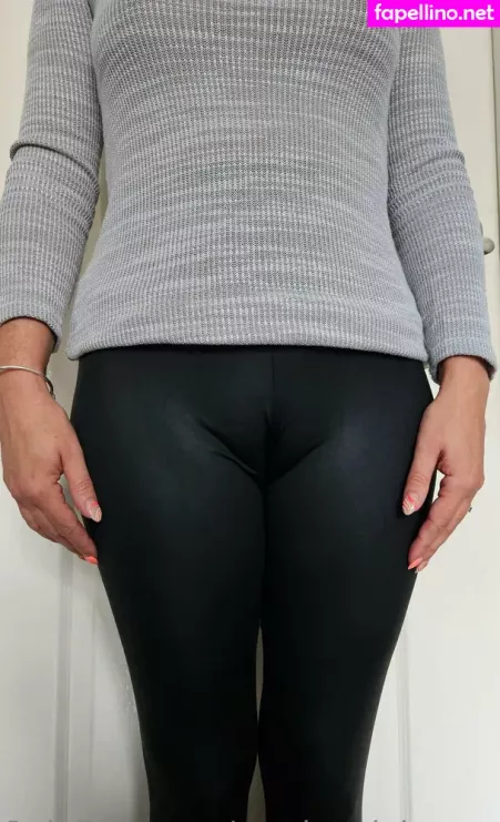Scarlett Johnson24 OnlyFans Thumbnail #JIHhaRvOfK