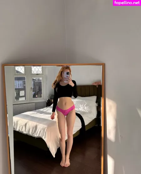 Scarlett Jones OnlyFans Thumbnail #x16RuUNVTy