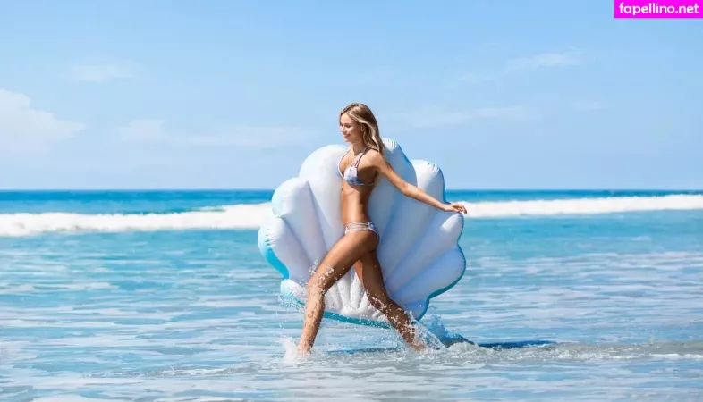 Scarlett Leithold OnlyFans Thumbnail #YOLkjJFijM