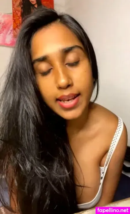 Scarlett M Rose 1 OnlyFans Thumbnail #3huDD5OLH0