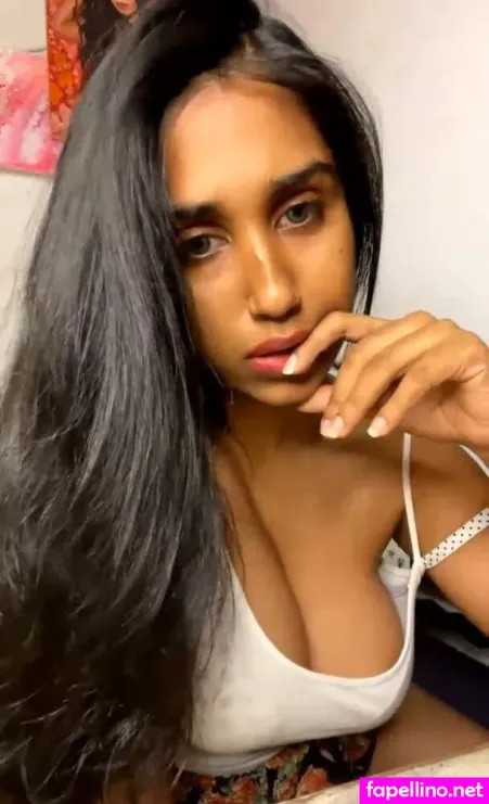 Scarlett M Rose 1 OnlyFans Thumbnail #8BWR4Vd7ll