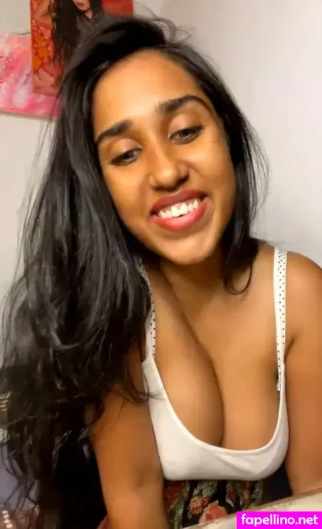 Scarlett M Rose 1 OnlyFans Thumbnail #9gv5bRbsmf