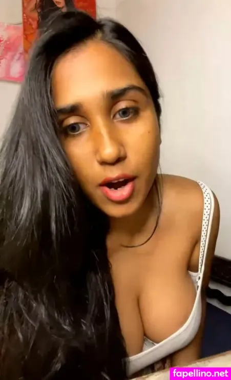 Scarlett M Rose 1 OnlyFans Thumbnail #AXBLS1ZrrT