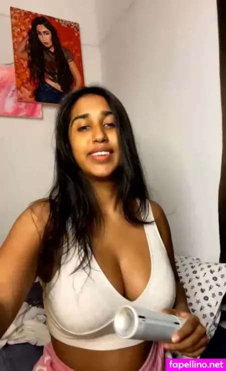 Scarlett M Rose 1 OnlyFans Thumbnail #k0T4UUZFgQ