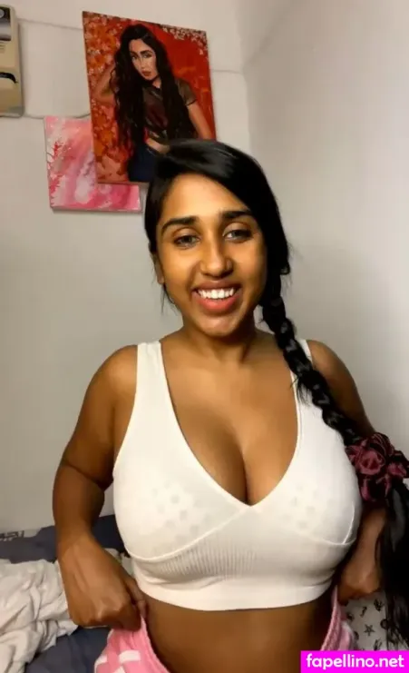Scarlett M Rose 1 OnlyFans Thumbnail #uJuBJV3l4h