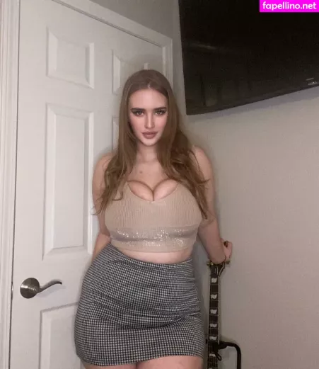 Scarlett Rose 1 photo