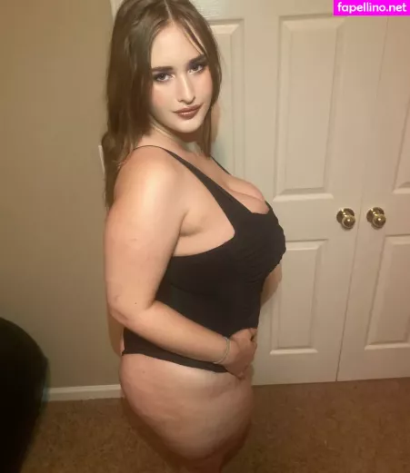 Scarlett Rose 1 OnlyFans Thumbnail #t4JGg1rTkc