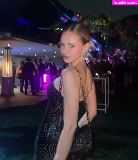 Scarlett Rose Leithold 1 OnlyFans Thumbnail #GL4XO75W20