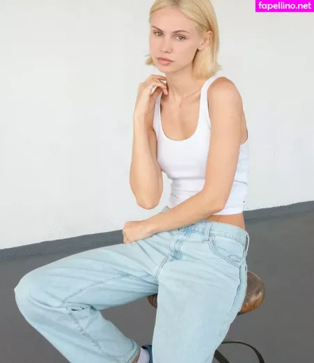 Scarlett Rose Leithold 1 OnlyFans Thumbnail #NXE8tXNYfO