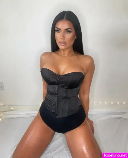 Scarlett Starr Main Profile Photo