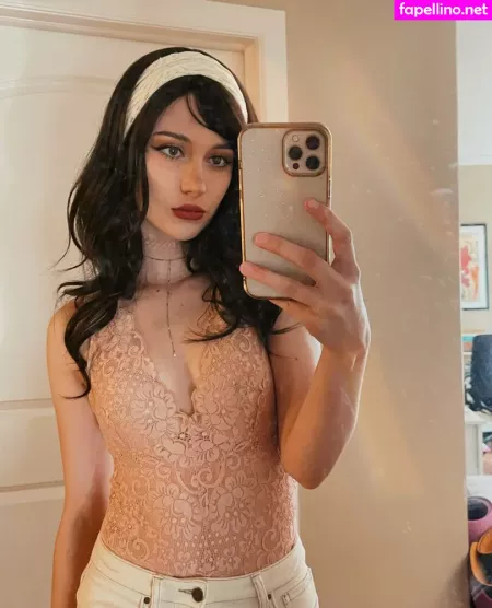 Scarlett Vera OnlyFans Thumbnail #mHiFT3VaON