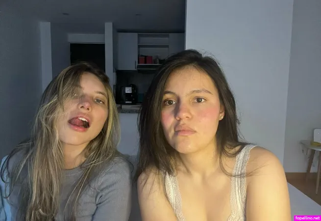 Scarlettandcha OnlyFans Thumbnail #BqEUpd8Rwg