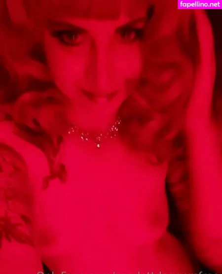 Scarlettdaggersfree OnlyFans Thumbnail #Iz4af36jhM