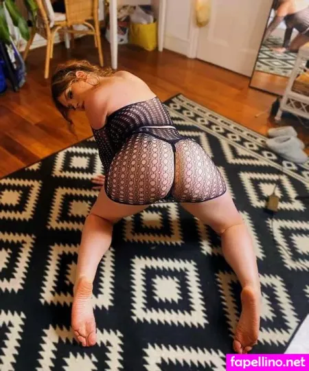 Scarlette Fox OnlyFans Thumbnail #XHaKsLKbvl