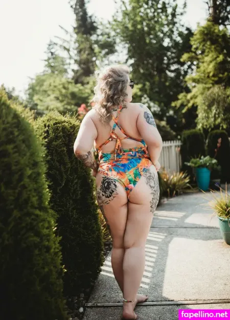 Scarlettebelle87 OnlyFans Thumbnail #bTG2dwiXRy