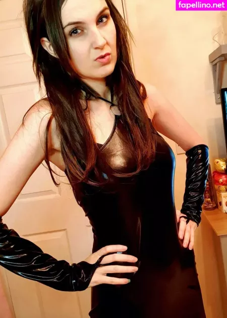 Scarlettfoxuk OnlyFans Thumbnail #SsA9neemkb
