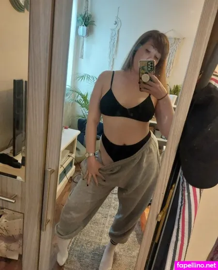 Scarlettharlotfree OnlyFans Thumbnail #vfEEDtasvK