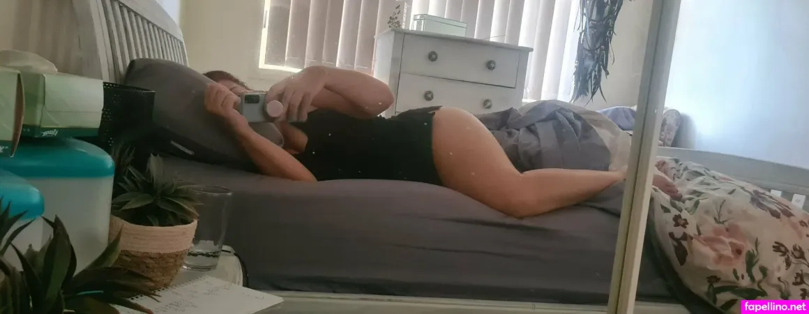 Scarletthoneyofficial OnlyFans Thumbnail #aWk193CmUA