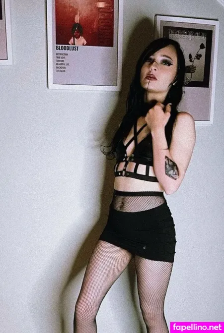 Scarletthornefree OnlyFans Thumbnail #41O07Cehm4