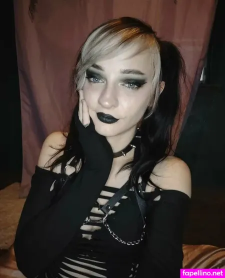 Scarletthornefree OnlyFans Thumbnail #8sRYddBmwf