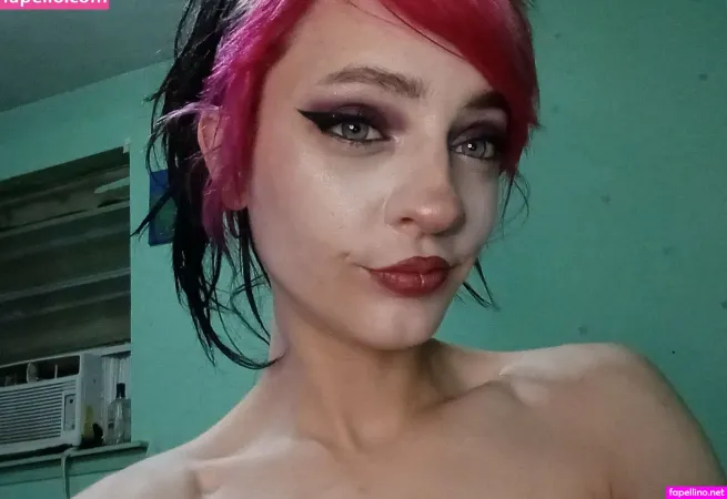 Scarletthornefree OnlyFans Thumbnail #eQqIi1axIS