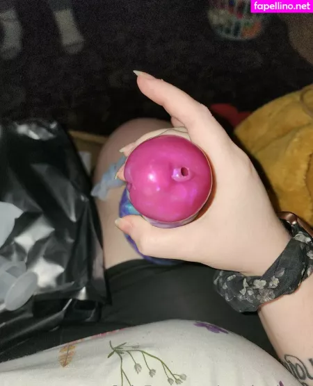 Scarlettkcup OnlyFans Thumbnail #0t5cNqdOXg