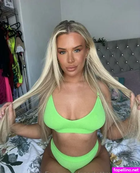 Scarlettmiacarter OnlyFans Thumbnail #cJ8XfLT2fu