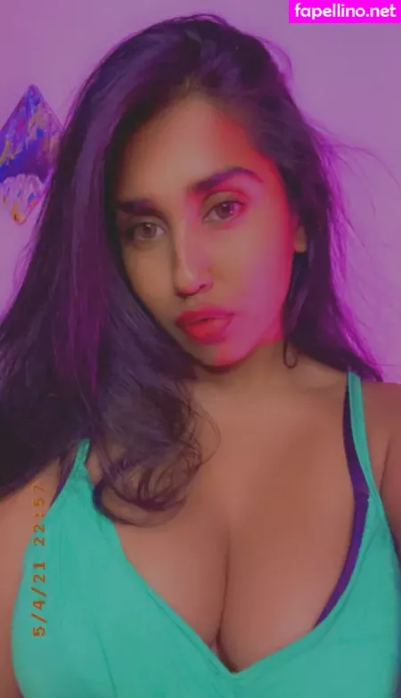 Scarlettmrose OnlyFans Thumbnail #t1kAKpBlLO