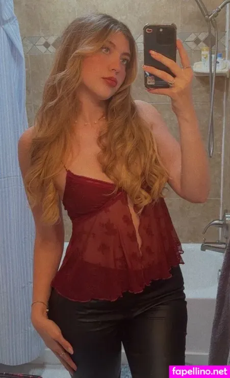 Scarlettsummerrr OnlyFans Thumbnail #Yc9YkY8t4f