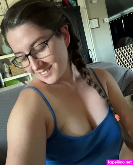 Scarletttfoxx OnlyFans Thumbnail #rBNAQD4unr