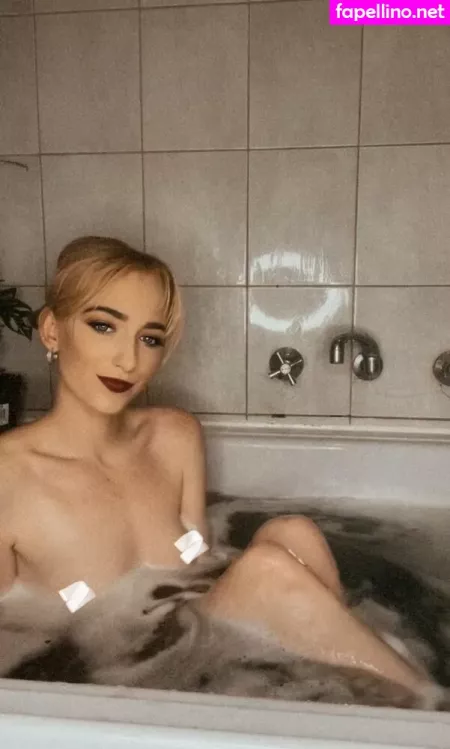 Scarletttjay OnlyFans Thumbnail #PHqXXMoiKX