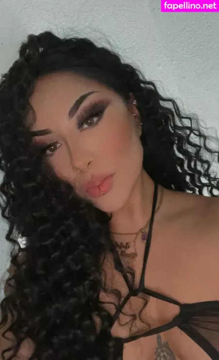 Scarlettviv OnlyFans Thumbnail #7mI7a02WnT