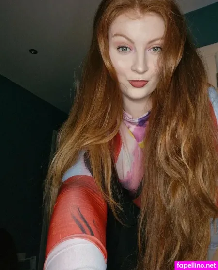 Scarlettvixenfree OnlyFans Thumbnail #b4h9EyGV2a