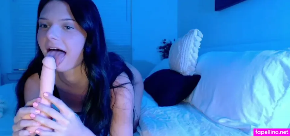 Scarlettxoxo4 OnlyFans Thumbnail #kdWW0BGnn6