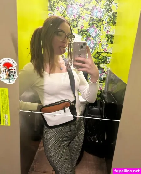 Scarletviper OnlyFans Thumbnail #V6VZzvYDwG